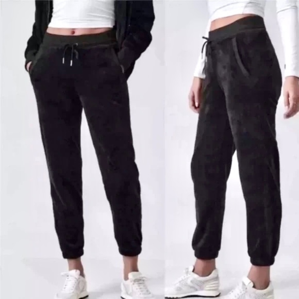 NWT ATHLETA RECOVERY COZY KARMA JOGGER PANTS, MEDIUM